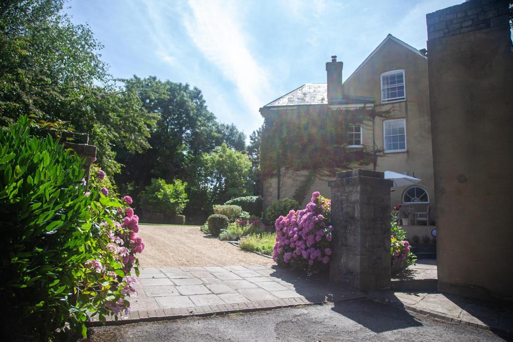 Clemenstone House B&B Cowbridge Extérieur photo