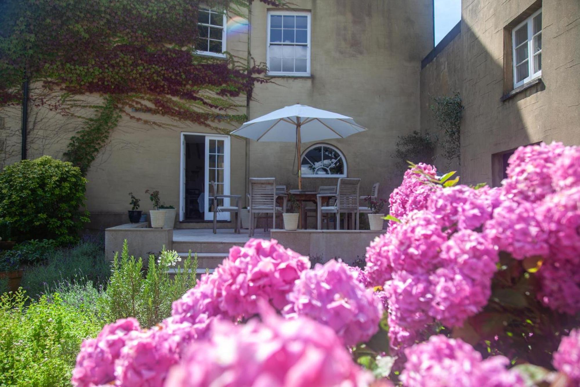 Clemenstone House B&B Cowbridge Extérieur photo